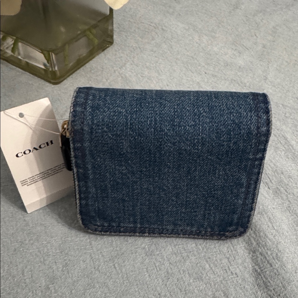 Coach Denim Billfold Zip Wallet with Gold 'C' Gold tone - Picture 3 of 6